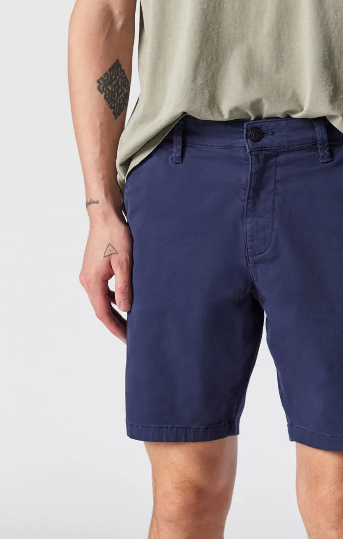 NOAH SHORTS IN DARK NAVY TWILL