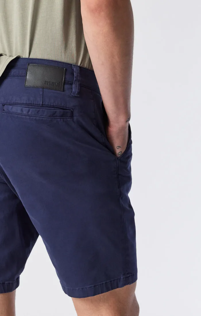 NOAH SHORTS IN DARK NAVY TWILL